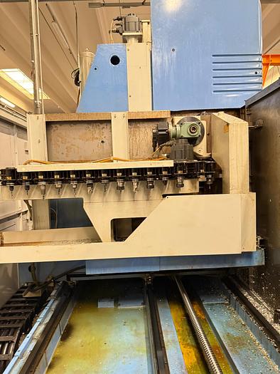 Usato Centro di lavoro verticale usato Mazak Vtc 300 