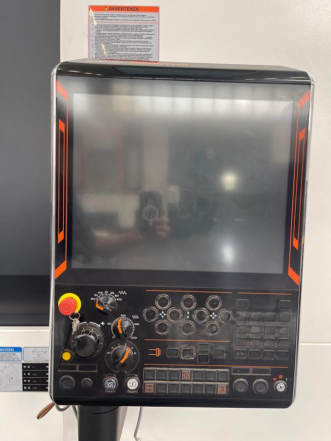 Usato CENTRO VERTICALE USATO MAZAK VTC 760