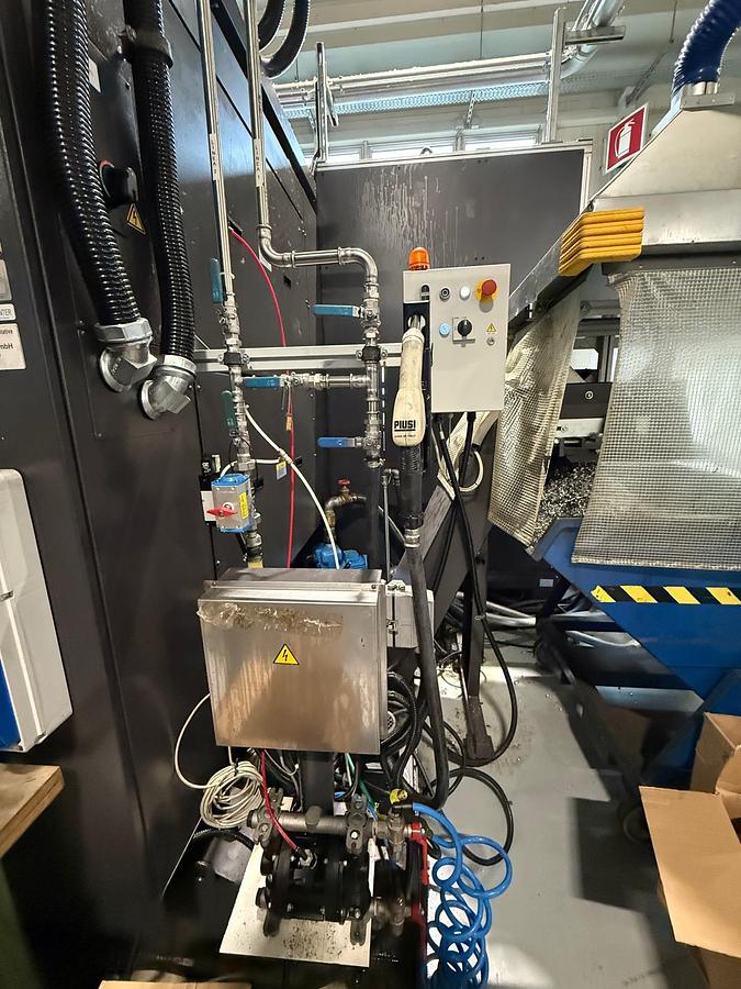 Usato CENTRO DI LAVORO CNC ORIZZONTALE OKUMA MB-400H 6 PALLET