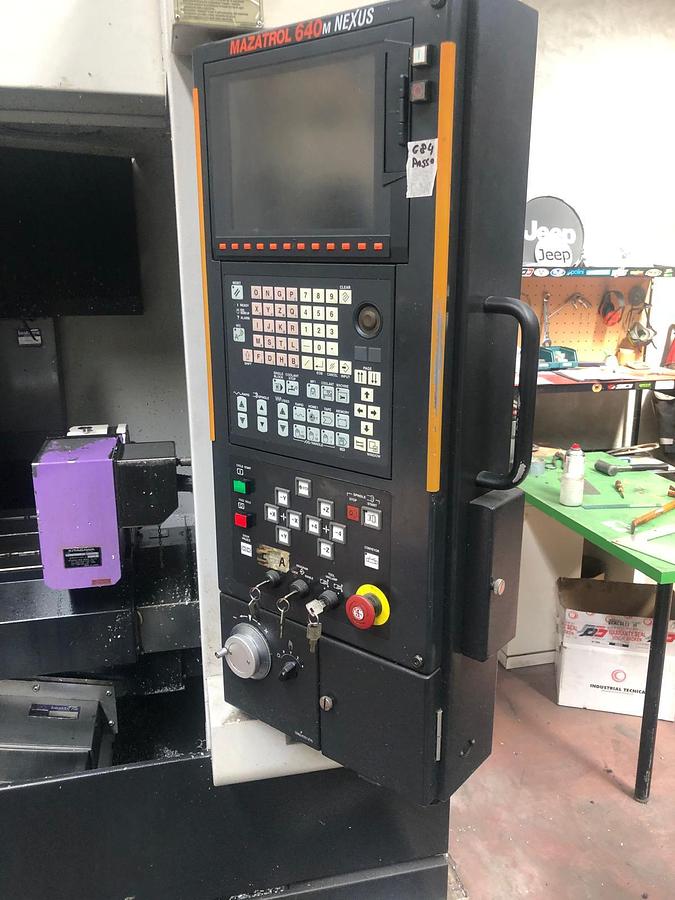 Usato 2004 MAZAK VCN 410A 