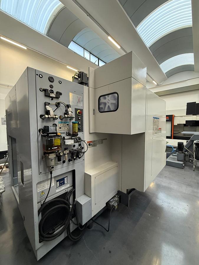 Usato Centro di lavoro verticale usato Mazak VCN 510