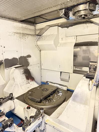 Usato 2003 MAZAK CENTRO 5 ASSI VARIAXIS 630-5X COMPLETO DI SISTEMA PALLETECH