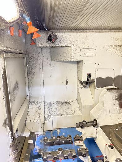 Usato 2003 MAZAK CENTRO 5 ASSI VARIAXIS 630-5X COMPLETO DI SISTEMA PALLETECH