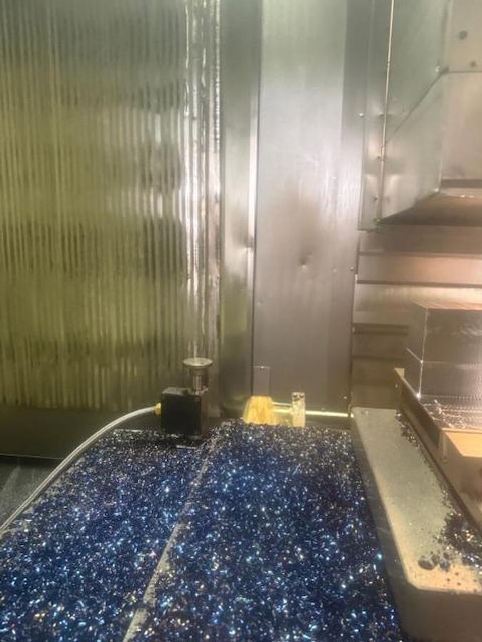 Usato CENTRO DI LAVORO VERTICALE 5 ASSI MAZAK USATO