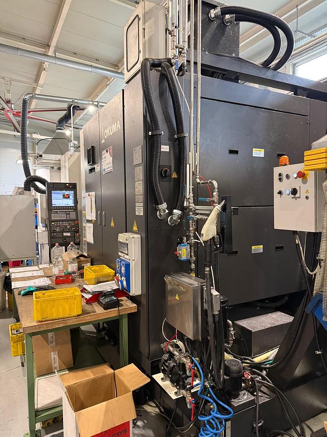 Usato CENTRO DI LAVORO CNC ORIZZONTALE OKUMA MB-400H 6 PALLET