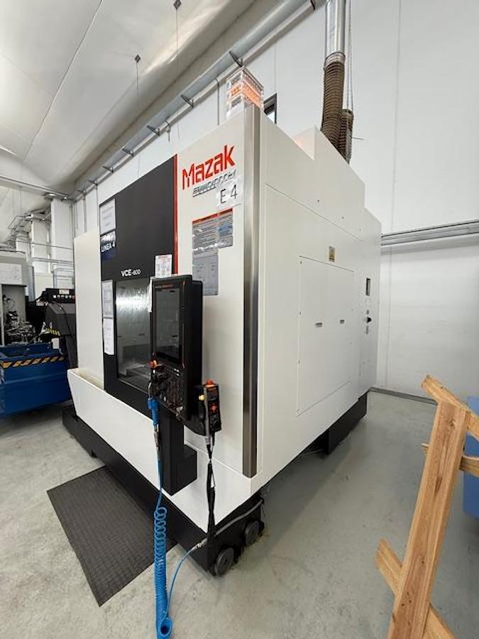 Usato Centro di lavoro verticale usato Mazak Vce 600