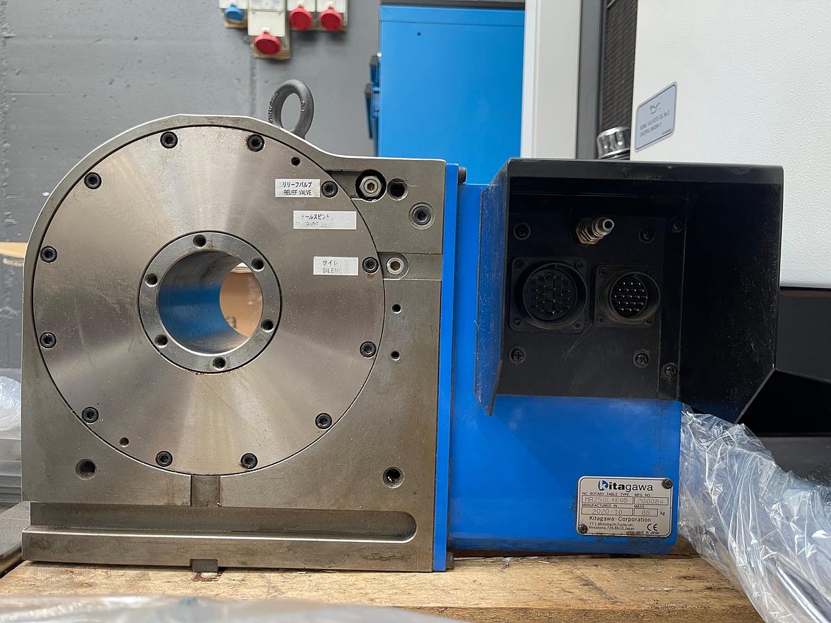 Usato CENTRO VERTICALE USATO MAZAK VTC 760