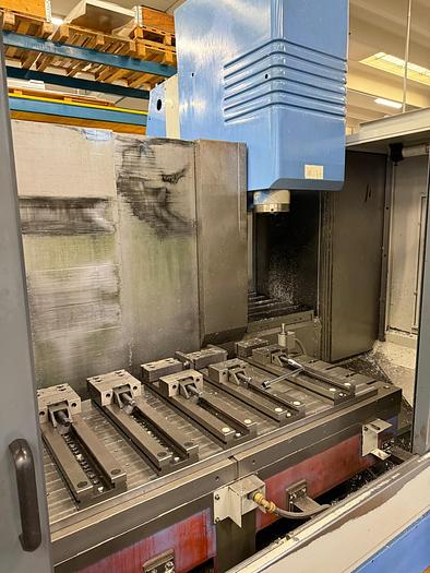 Usato Centro di lavoro verticale usato Mazak Vtc 300 