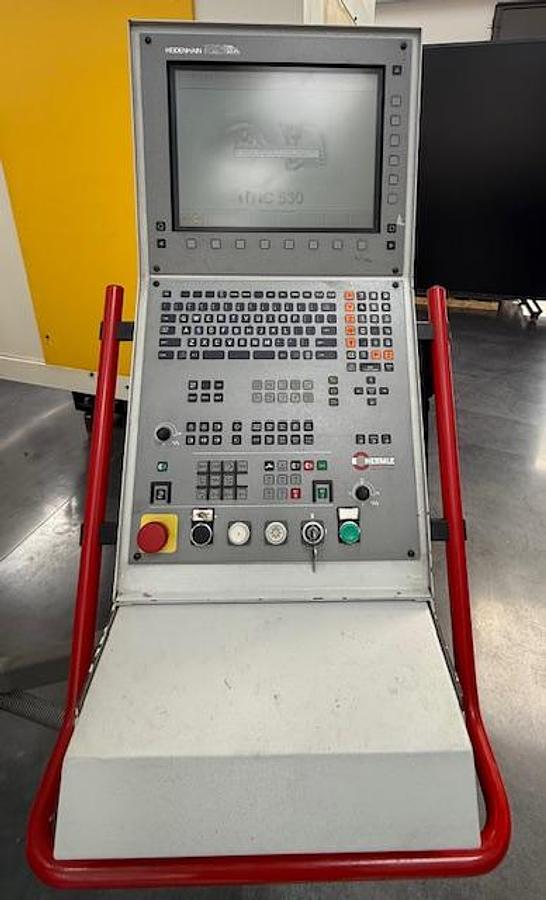 Usato Centro di lavoro verticale usato 5 assi HERMLE Mod. C30