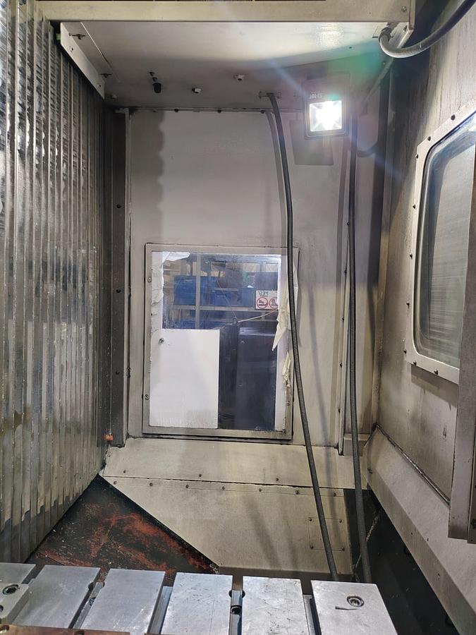 Usato CENTRO VERTICALE A MONTANTE MOBILE MAZAK Mod. VTC-300 C