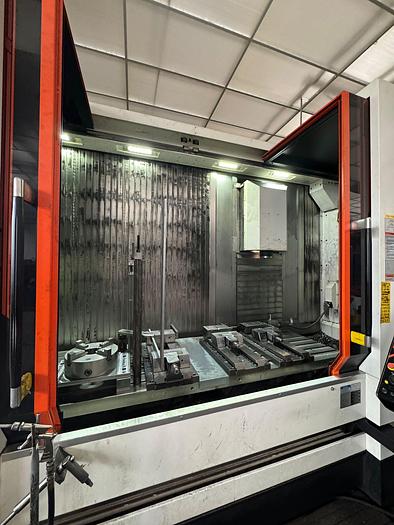 Usato Centro di lavoro cnc usato MAZAK VTC 820/20