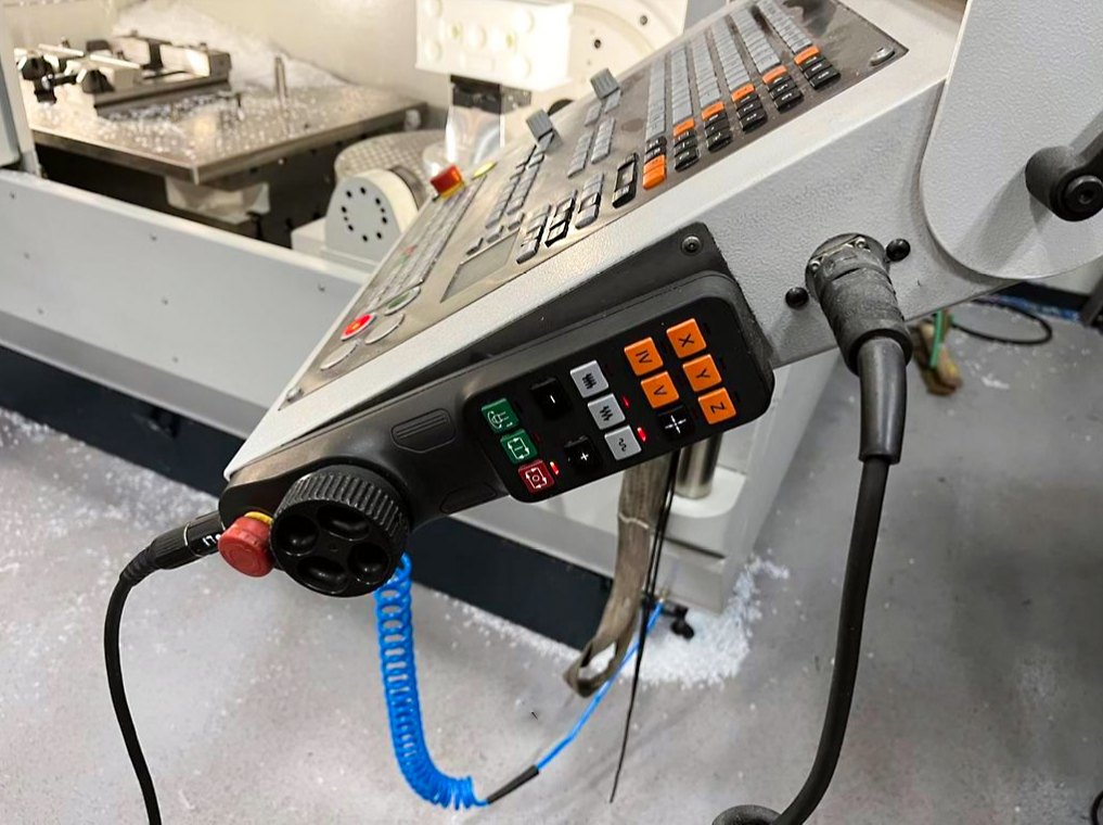 Used Spinner U5-1530 - Vertical Machining Center - 2018