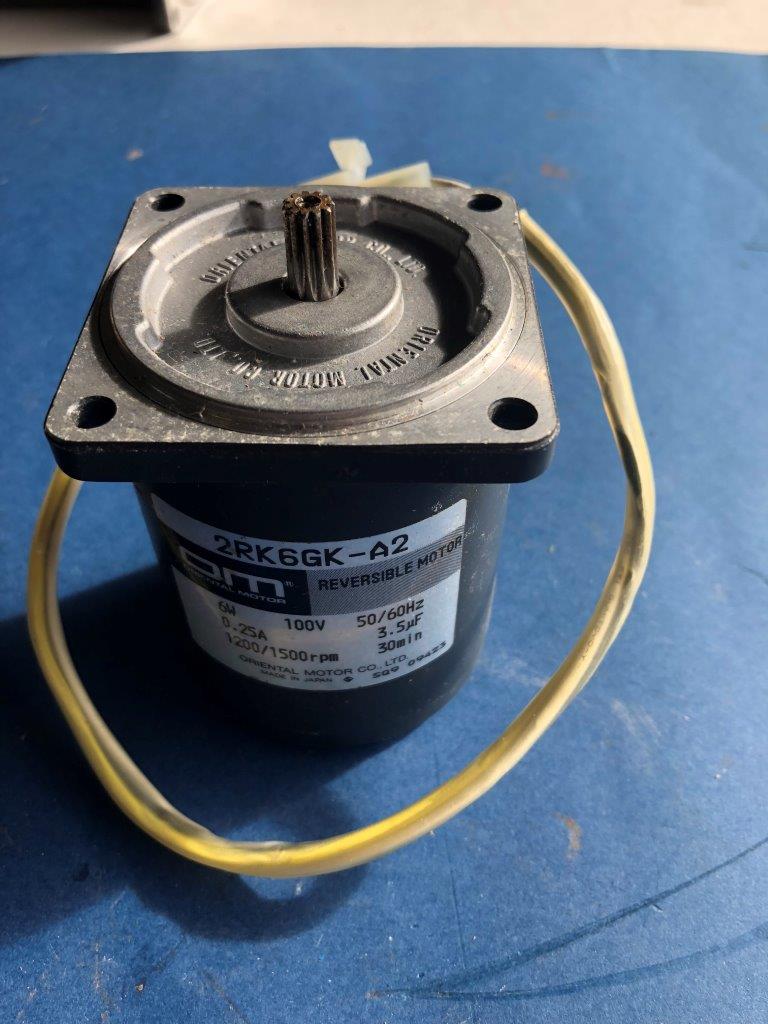 Used oriental motor reversible motor 2rk6gk-a2