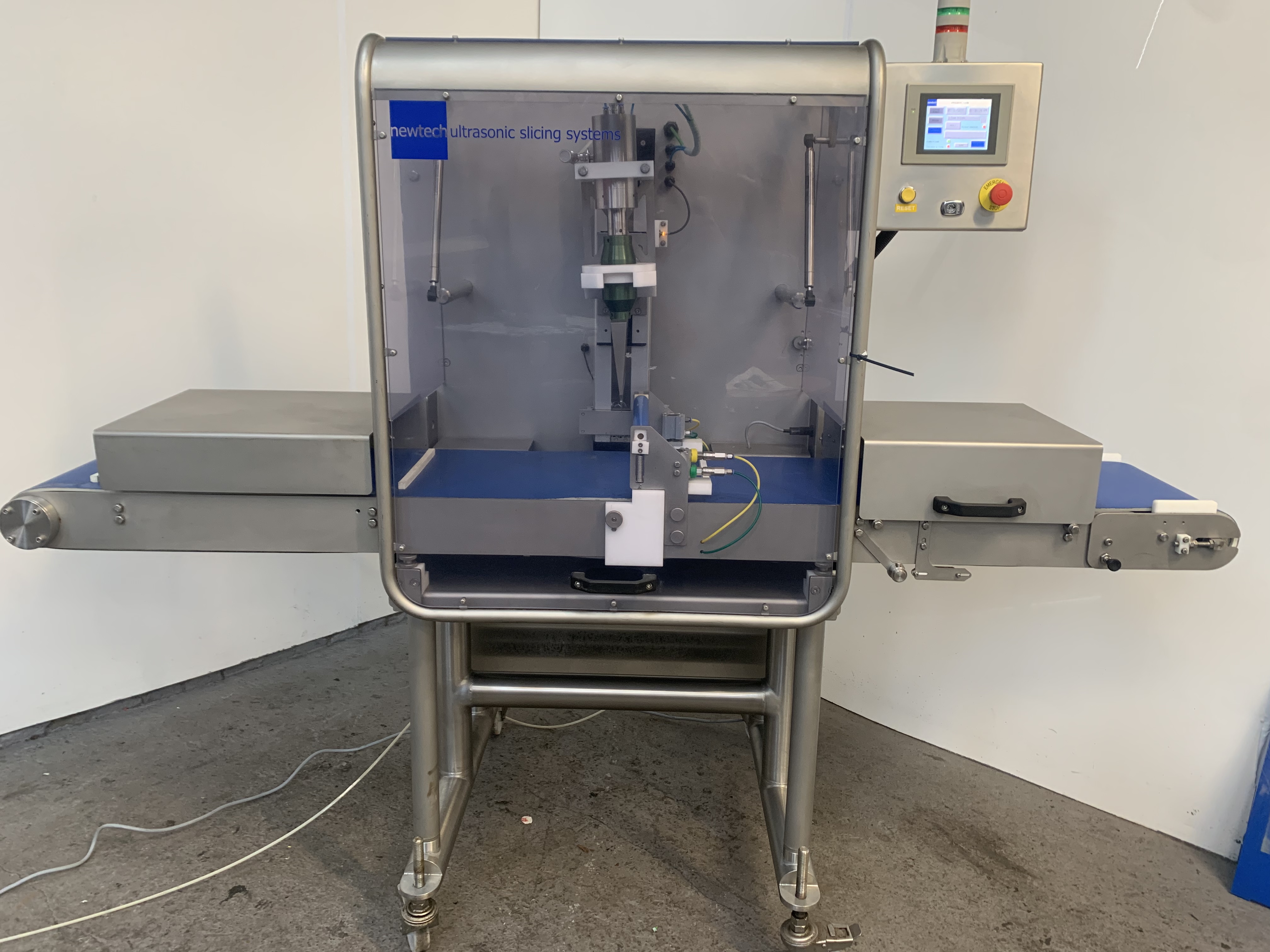 Used Used Newtech ultrasonic cutter