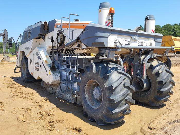 Used Wirtgen 240i soil stabilizer