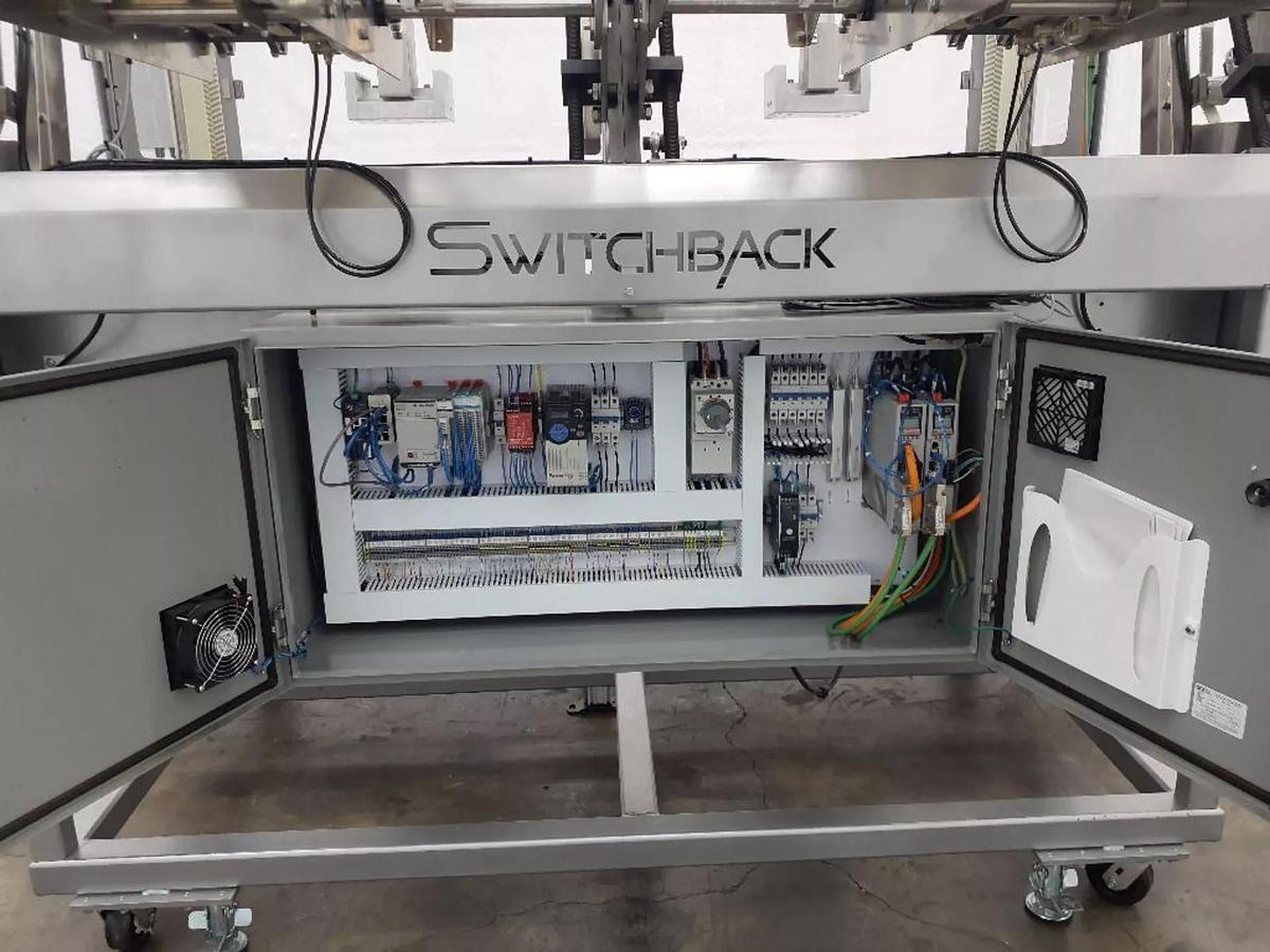 Used Switchback SLS72D-3 Self-Locking Tray Former