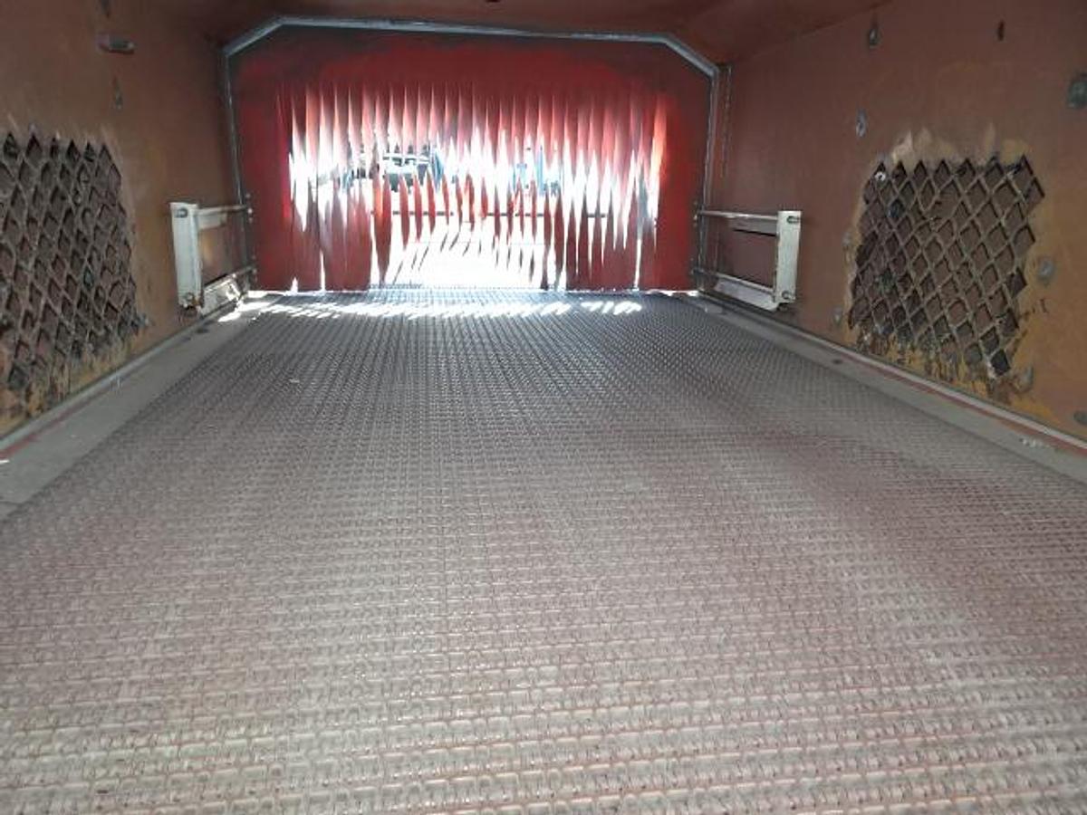 Used Tekkra Automatic Shrink Wrapper & Tunnel