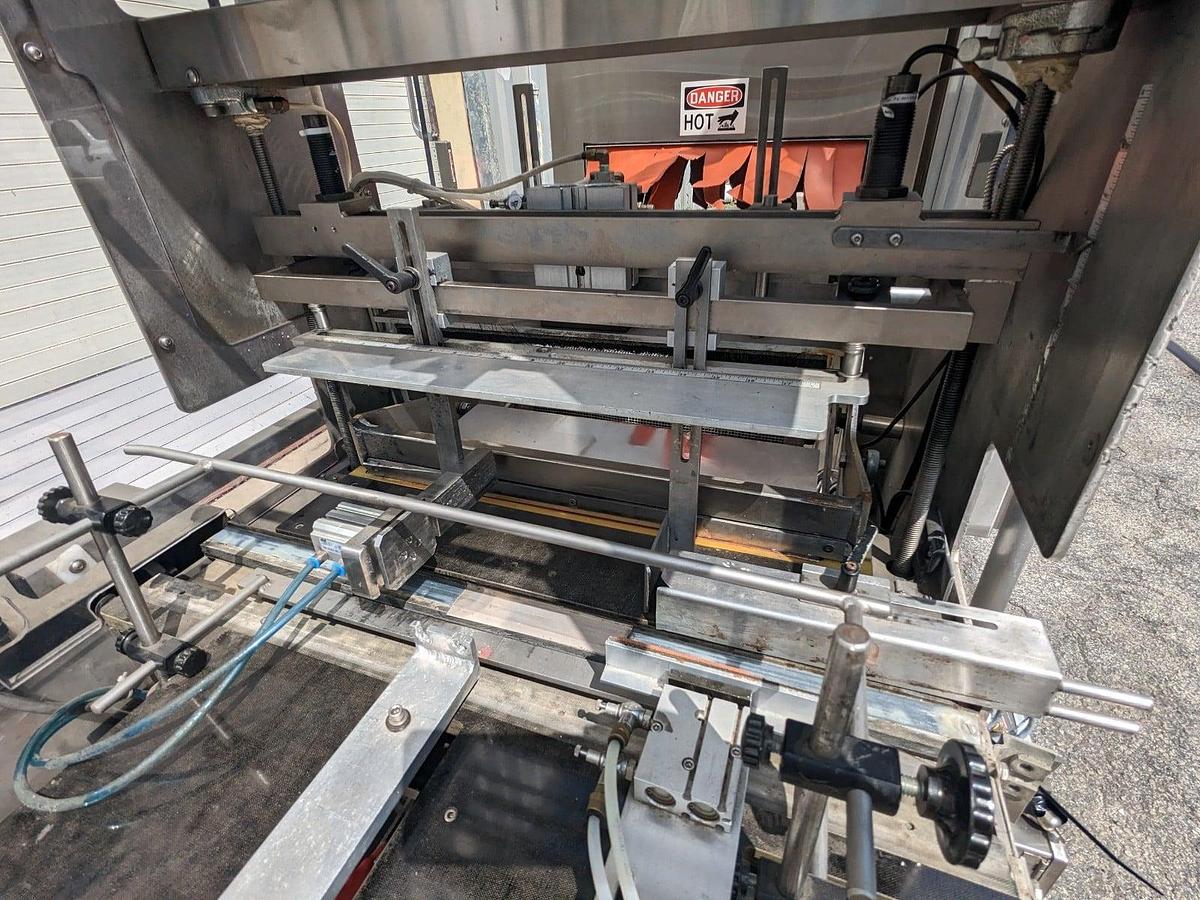 Used OMEGA SL-18 Shrink Bundler & Heat Tunnel