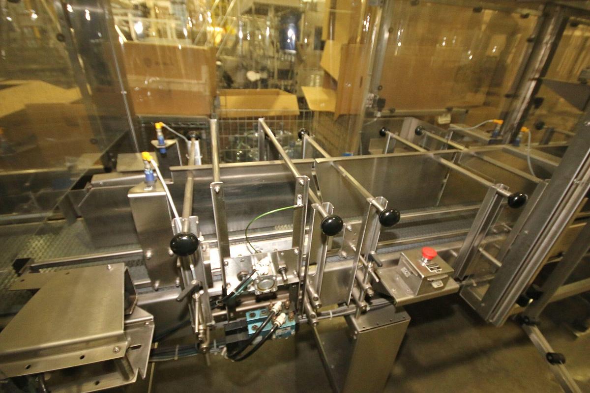 Used Polypack CFH 24-32-40 CVL Shrink Wrapper & Tunnel