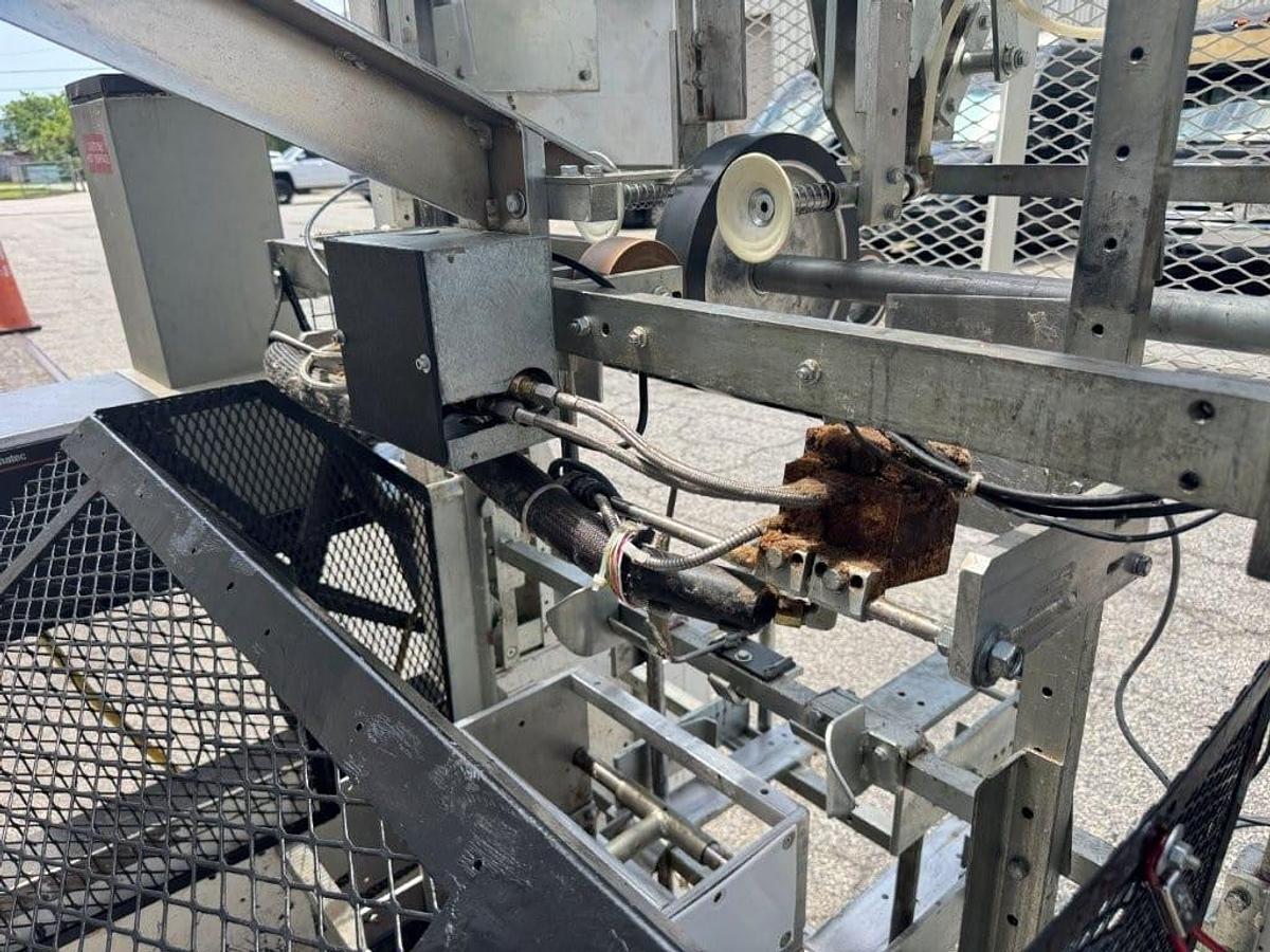 Used SWF 1T4 Tray Former