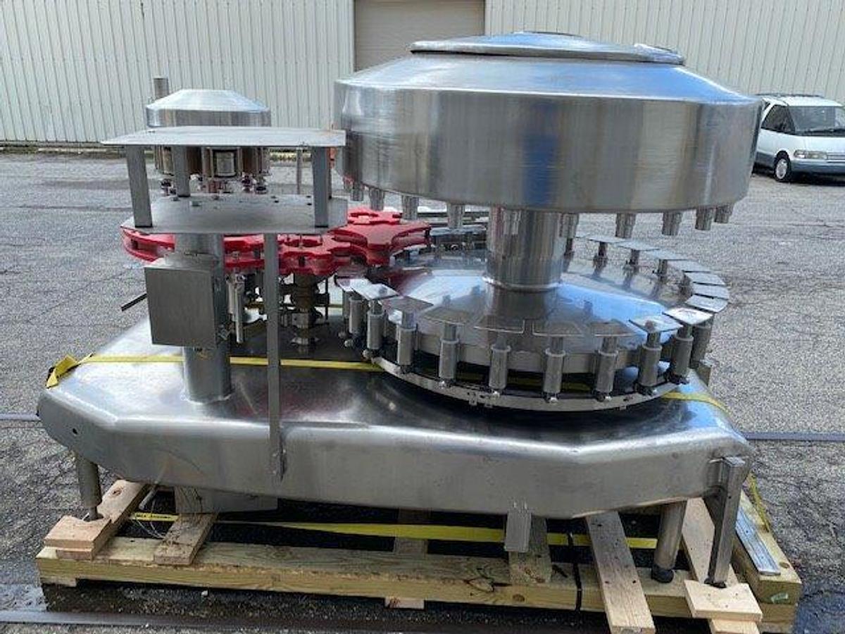 Used Federal 26-6 Liquid Filler / Capper