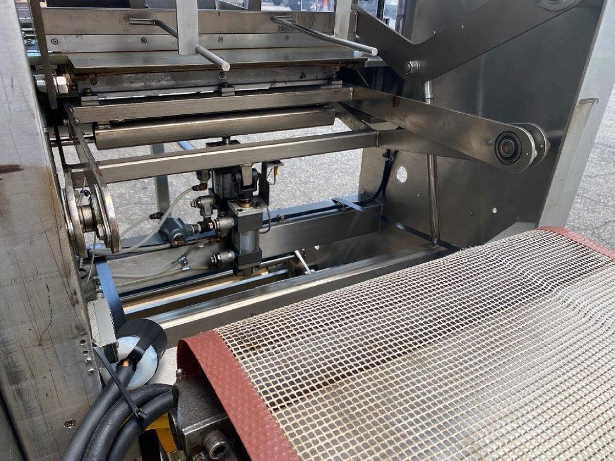 Used OMEGA SL-18 Shrink Bundler & Heat Tunnel