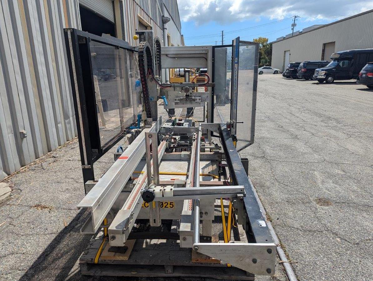 Used Wexxar WF-20T Case Erector / Taper