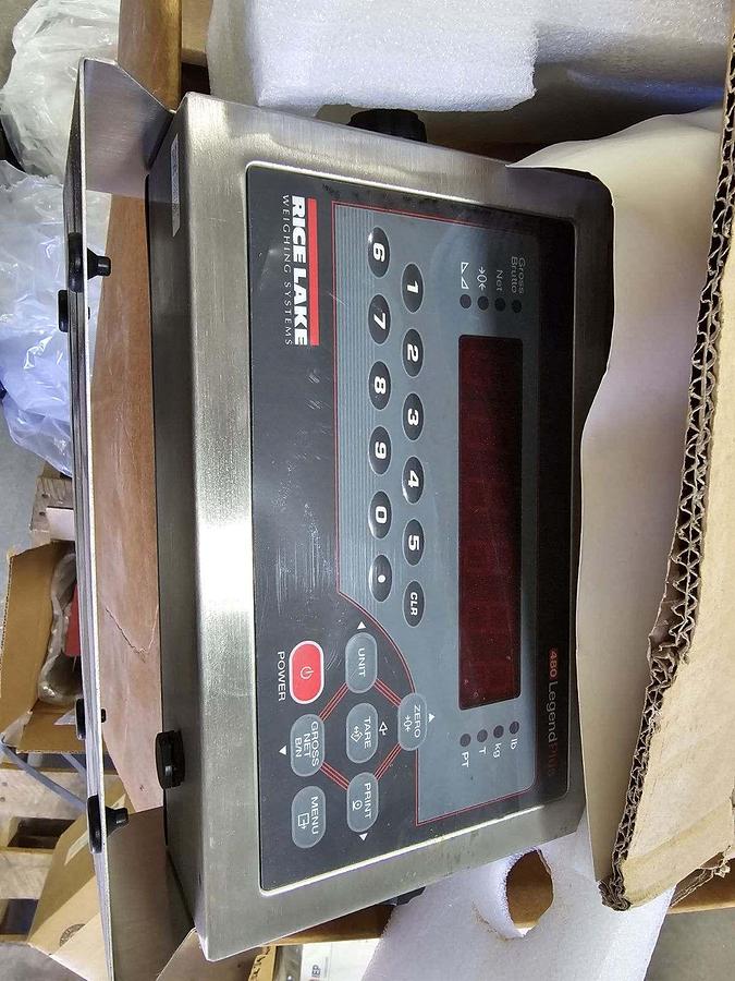 Used STEEL PRO INC 450 Gal with Load cells