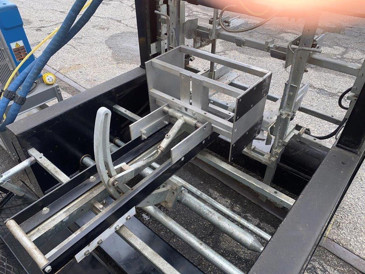 Used Plemons 3000200 Tray Former