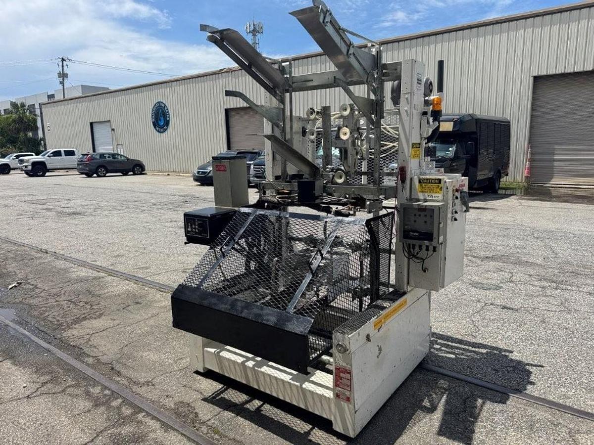 Used SWF 1T4 Tray Former