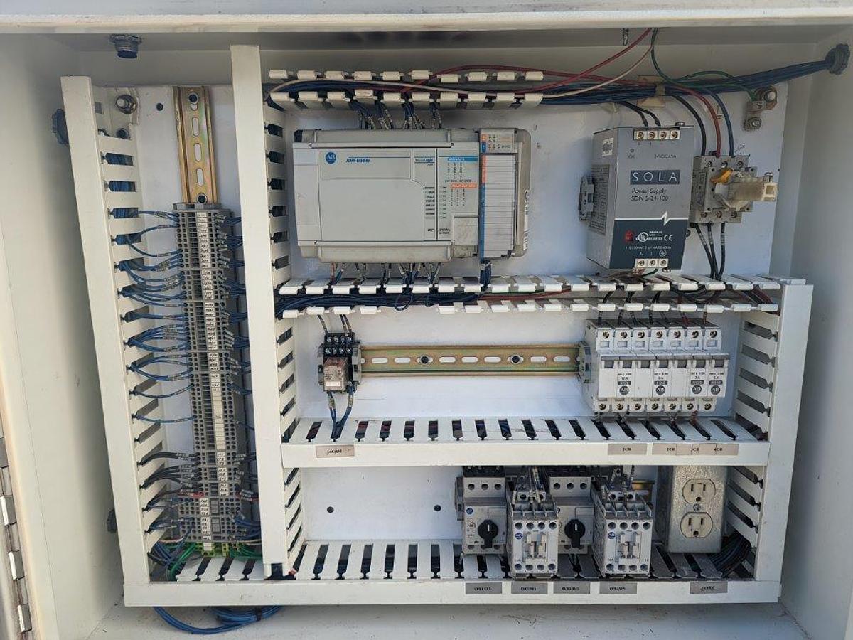 Used Smurfit-Stone 4400 Tray Former