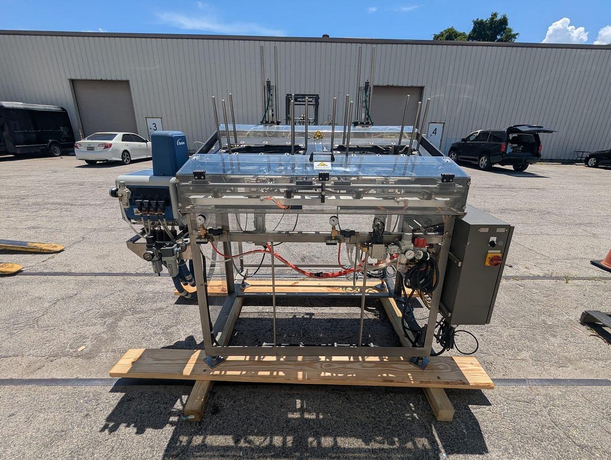 Used Econocorp Dual-Mandrel Tray Former w/ Nordson