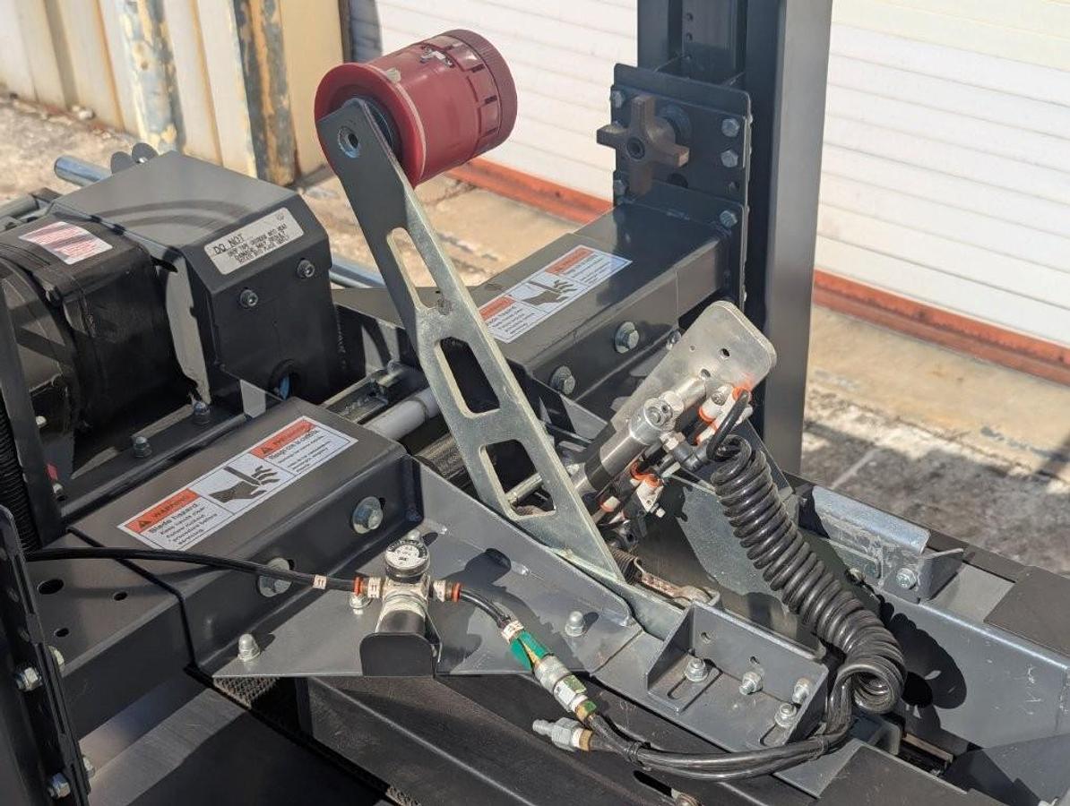 Used LOVESHAW Little David LDX-RTB Semi-Auto Random Case Sealer