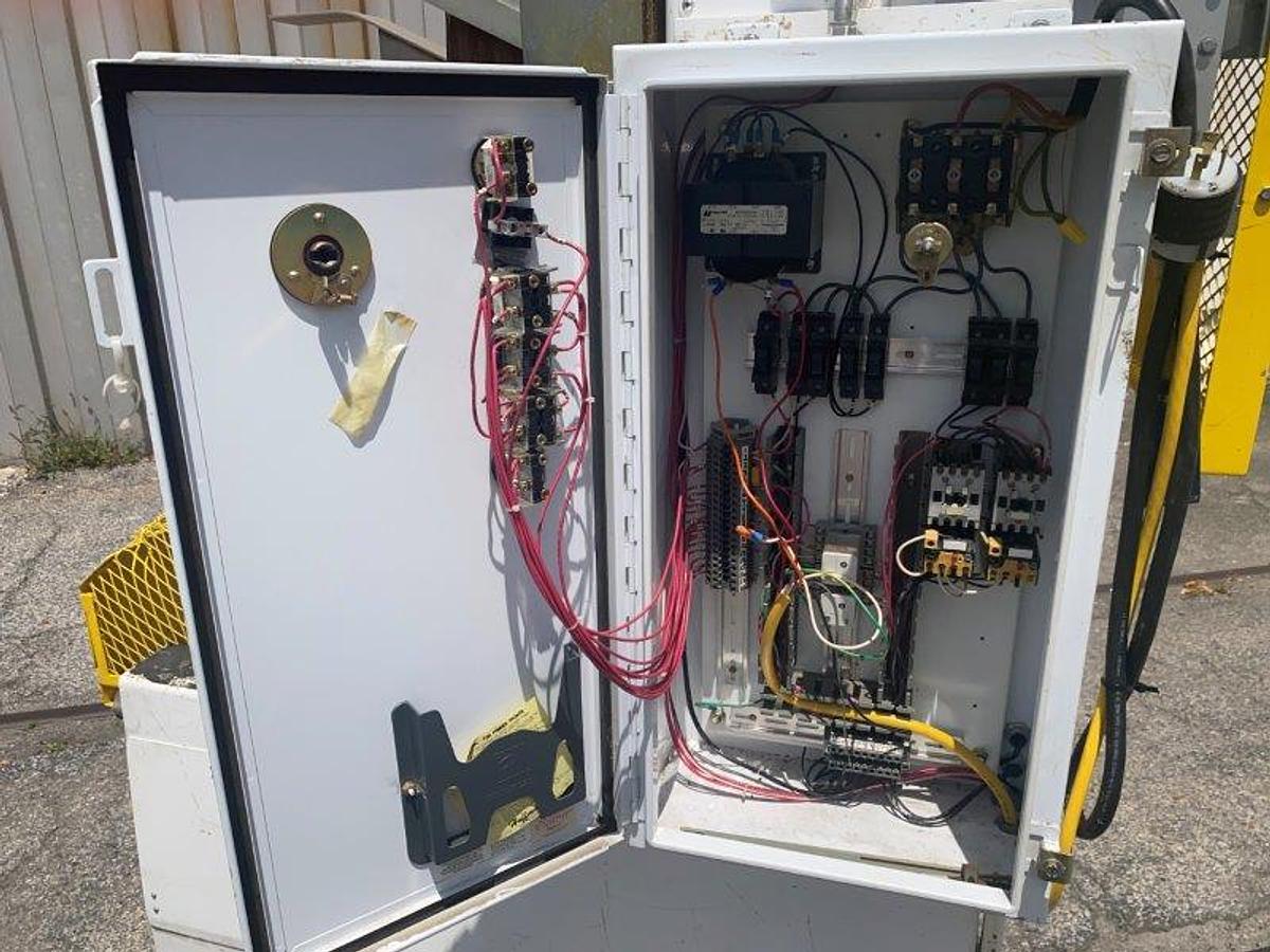 Used SWF 1T4 Tray Former