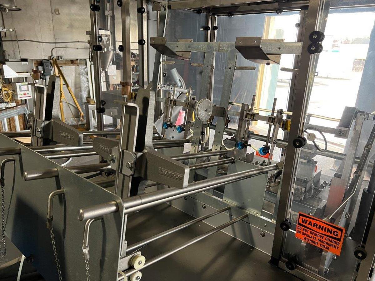 Used ADCO AF25-2-EC Dual-Mandrel Carton Former