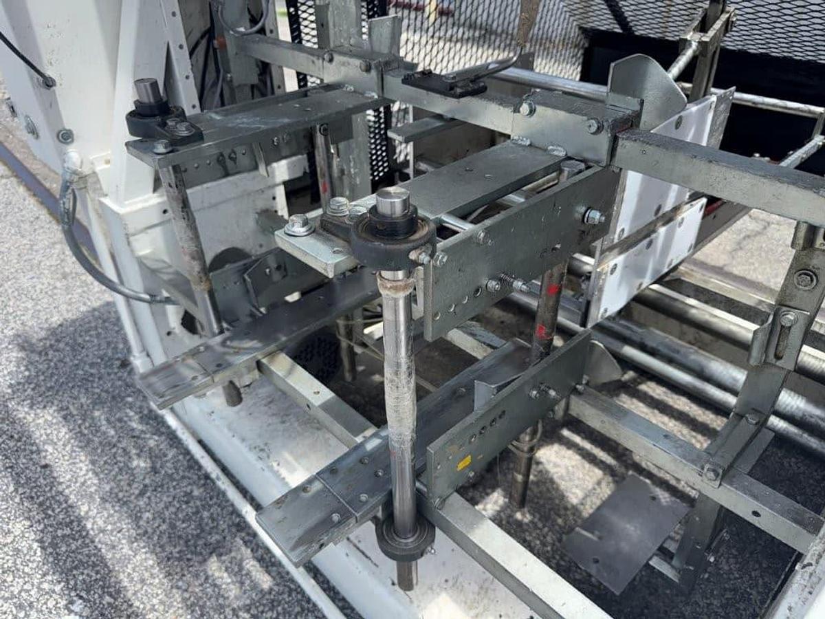 Used SWF 1T4 Tray Former