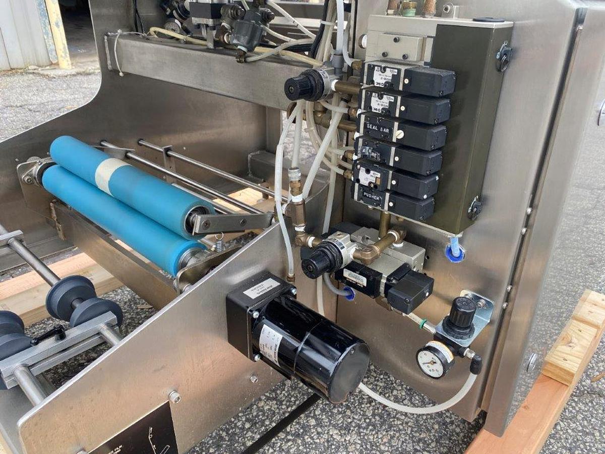 Used OMEGA SL-18 Shrink Bundler & Heat Tunnel