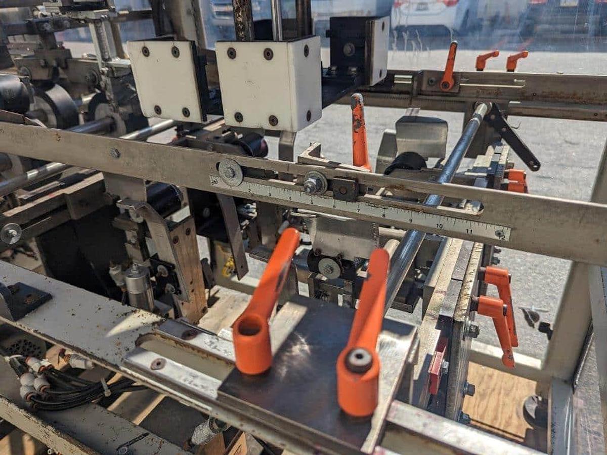 Used Smurfit-Stone 4400 Tray Former