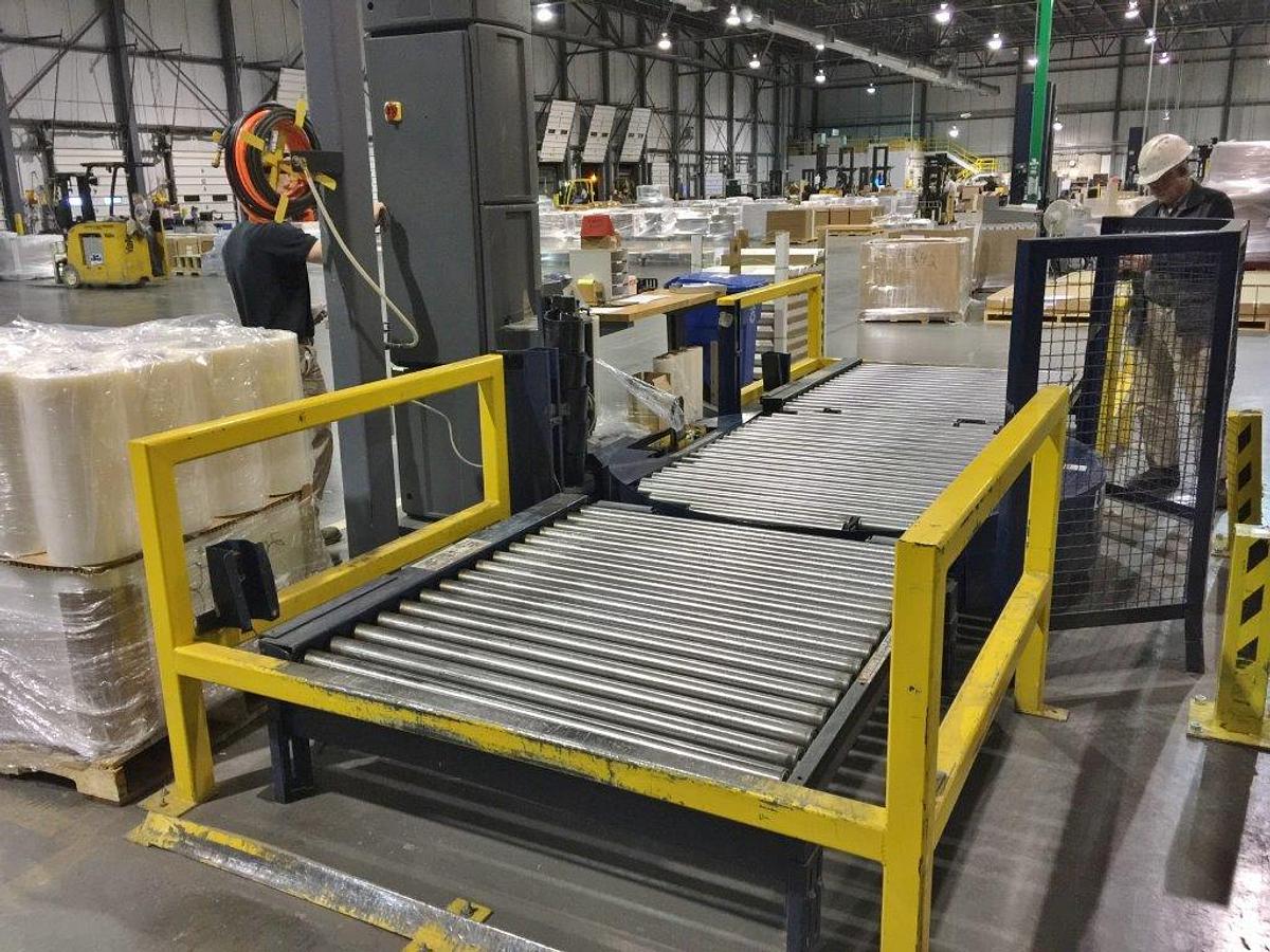 Used Lantech Q Series Automatic Stretch Wrapper