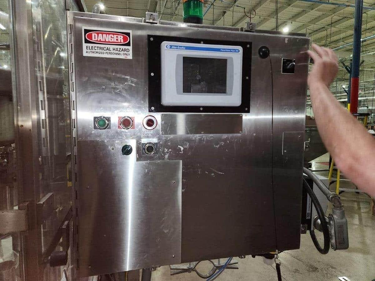 Used IMA FARMOMAC Piston Filler