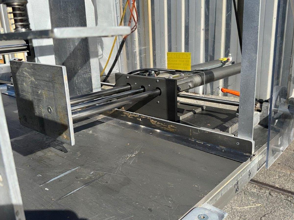 Used SPMC CE-900 Case Erector / Gluer