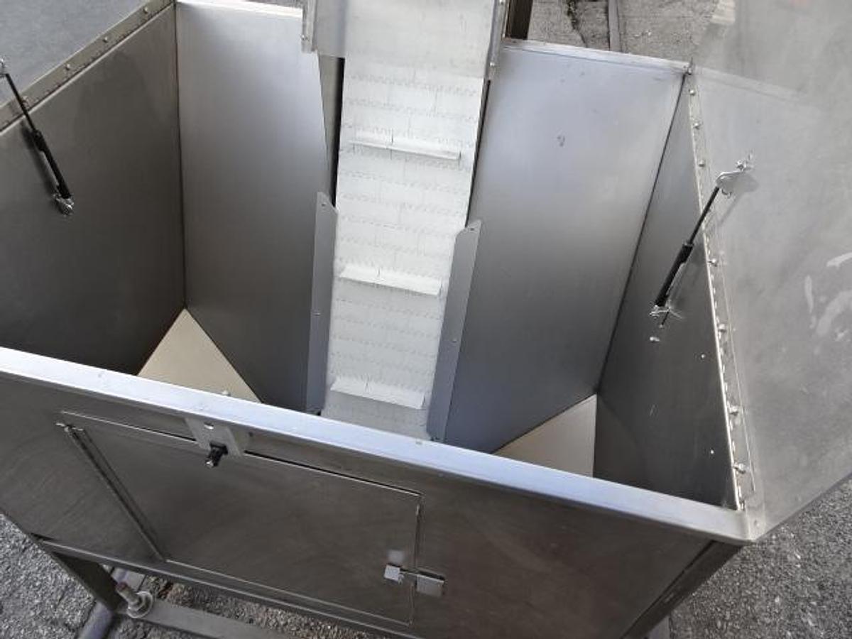 Used Empty Bottle Feed Hopper / Elevator