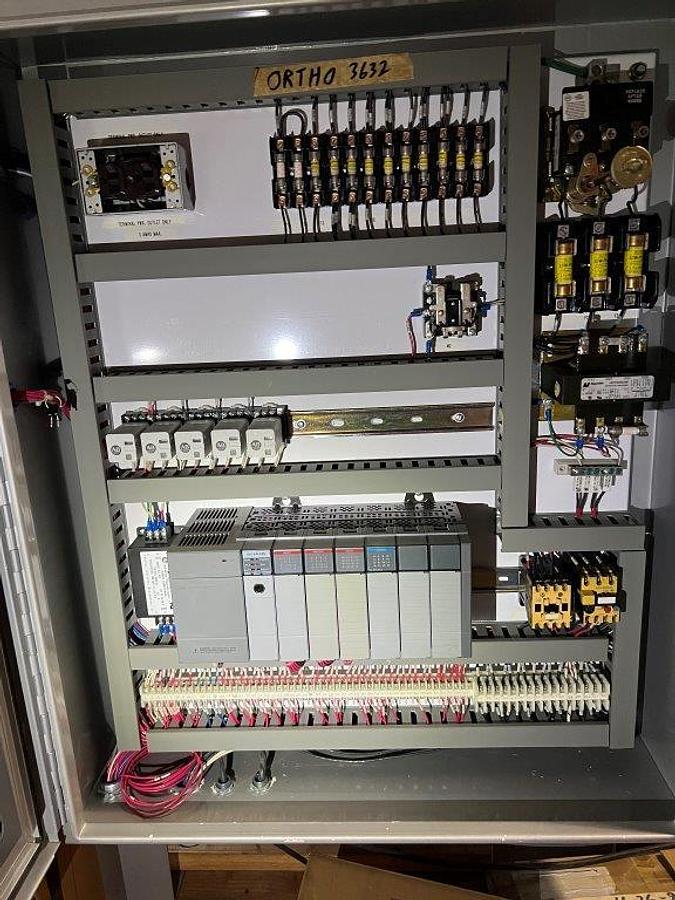 Used ADCO AF25-2-EC Dual-Mandrel Carton Former