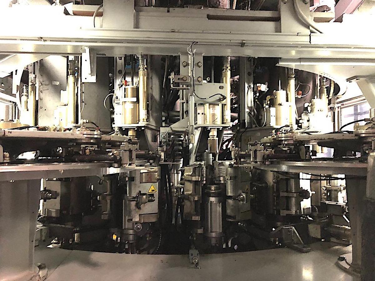 Used PET Bottling Line (27,500 BPH)