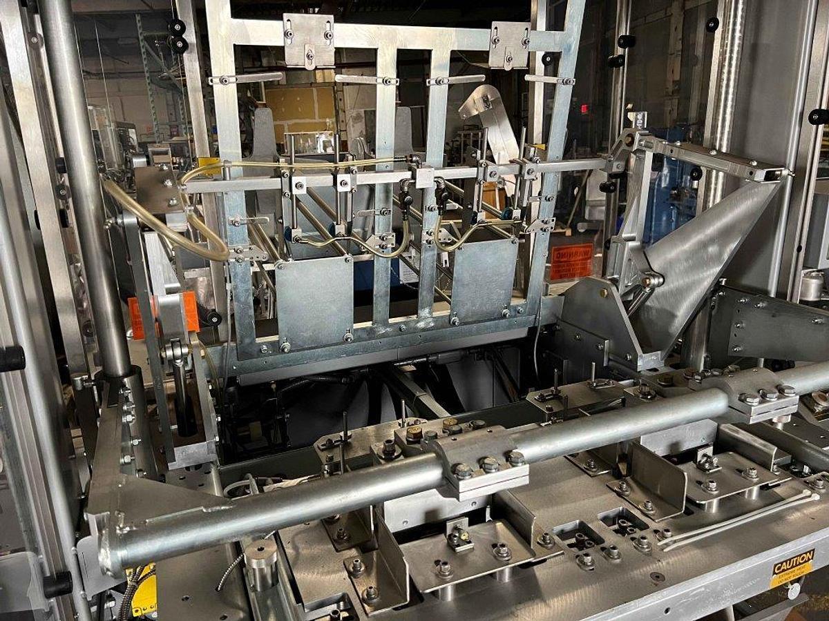 Used ADCO AF25-2-EC Dual-Mandrel Carton Former