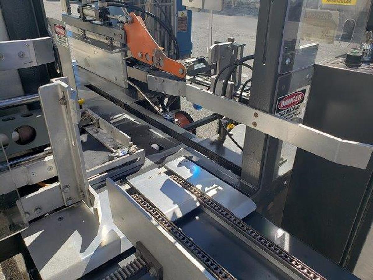 Used SPMC CE-900 Case Erector / Gluer