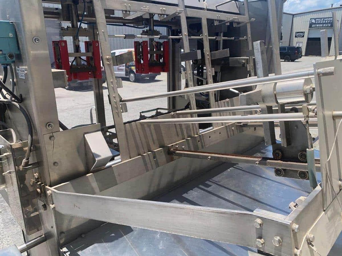 Used Bradman Lake HS 2/60 Carton Former