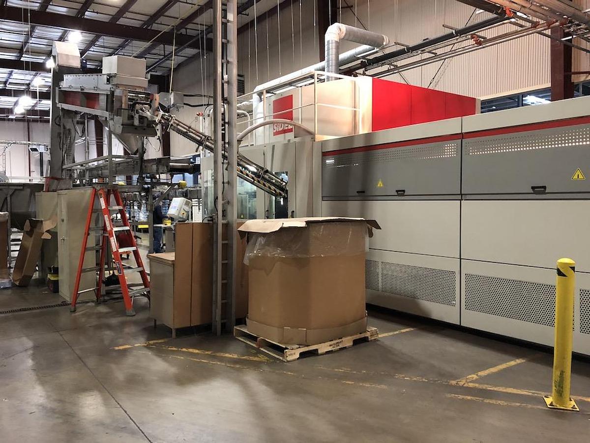 Used PET Bottling Line (27,500 BPH)