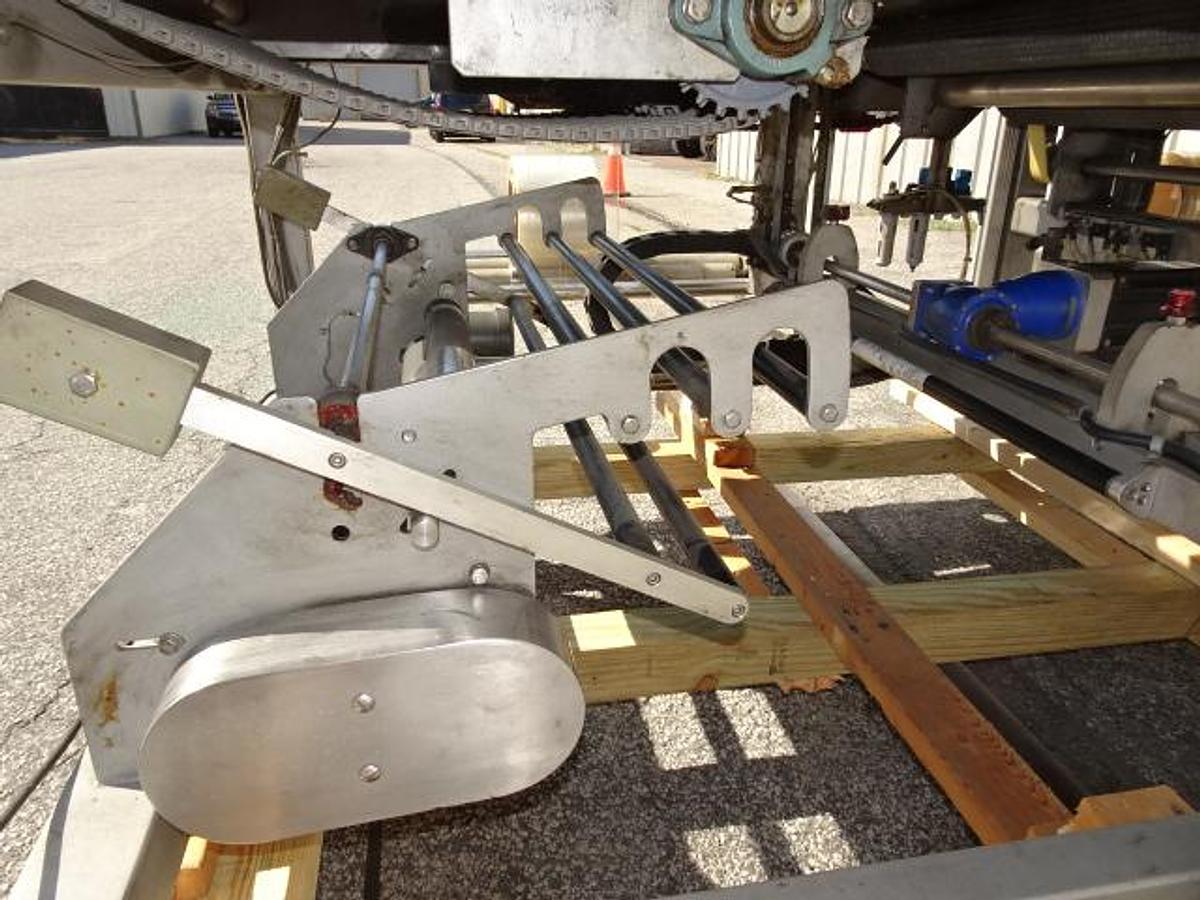 Used Tekkra Automatic Shrink Wrapper & Tunnel