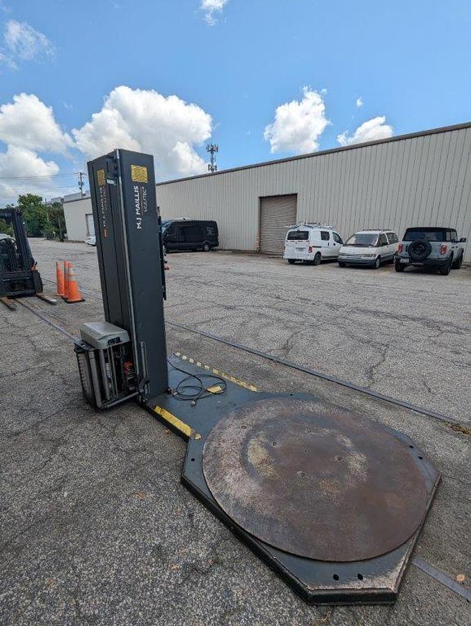 Used Wulftec Semi-Automatic Stretch Wrapper